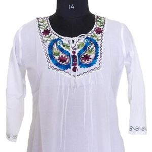 Kurtis เย็บปักสีขาว - Product Image 1