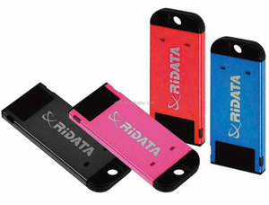 Clé USB Ridata SD3 au design délicat et élégant. - Product Image 2