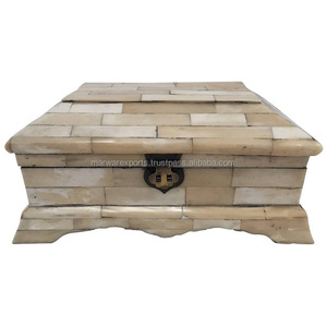 Caja de joyería hecha a mano con incrustaciones de hueso - Product Image 5