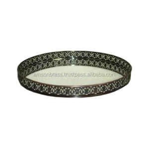 Round Shape Metal <b>Mirror</b> <b>Tray</b> Christmas Decorative <b>Mirror</b> <b>Tray</b> Snowflake Perforated Red Powder Coated Metal <b>Mirror</b> <b>Tray</b> - Product Image 2
