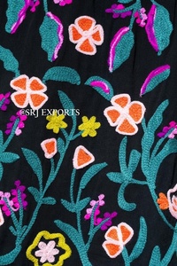Robe de plage Aari brodée à manches longues, vêtements de mode mexicaine occidentale, tunique de plage style Boho Vintage et parure d'été - Product Image 2