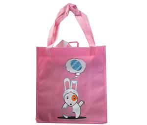 ถุงช้อปปิ้งสีชมพูแบบไม่ทอ PP ทำจากเวียดนามเป็นมิตรกับสิ่งแวดล้อมพร้อมห่วงการ์ตูนสำหรับแขวนสำหรับชีวิตประจำวัน - Product Image 1