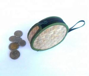 Porte-monnaie élégant en bambou fait à la main pour sacs à main pour femmes - Product Image 1