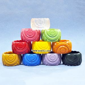 ย้อนยุคสไตล์วินเทจเครื่องประดับกว้างแกะสลักเรซิ่นกำไลข้อมือ - Product Image 6