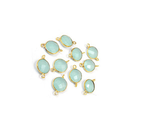 Conector Boho de Calcedonia Aqua Natural de 10mm con Baño de Oro de 18K, Gema de Nacimiento, Estilo Moderno para Toda Ocasión - Product Image 1