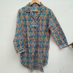 เสื้อเชิ้ตผ้าฝ้ายพิมพ์ลายบล็อกคุณภาพสูง แขนยาว ติดกระดุม ปกพับได้ สไตล์บอยเฟรนด์ เสื้อผ้าผู้หญิง - Product Image 1