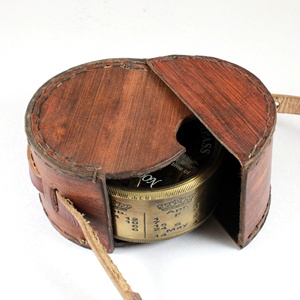 Calyron เคสหนังลายโบราณ2 "BRAS เข็มทิศนาฬิกาแดดทำจากโลหะอัลลอยด์ลายทะเลคริสต์มาสของขวัญปีใหม่ - Product Image 6