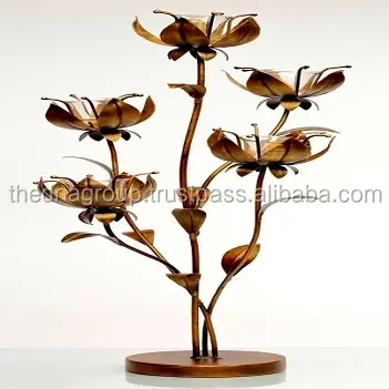 Hoge Kwaliteit Handgeschilderde Lotus Bloem Design Met Glas/Ijzer Hoek Kaars Stand