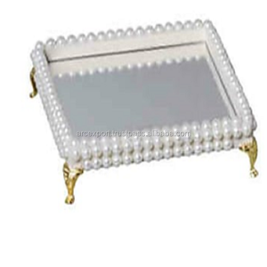 Bandeja de comida con cuentas para Decoración de mesa de diseño moderno, bandeja de Metal de la mejor calidad, bandeja de mesa de té y café de diseñador antiguo a la venta - Product Image 1