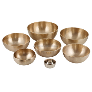 Juego de cuencos tibetanos hechos a mano originales de alta calidad de 7 piezas | Fabricante de cuencos de bronce originales en India al por mayor - Product Image 1