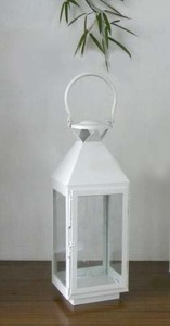 โคมไฟเทียนโลหะเคลือบสีขาวตกแต่งสไตล์วินเทจพร้อมกระจกใสสำหรับโคมไฟแขวนในร่มและกลางแจ้ง - Product Image 3