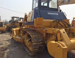 ใช้ <span class=keywords><strong>Komatsu</strong></span> Bulldozer D85, <span class=keywords><strong>Komatsu</strong></span> <span class=keywords><strong>D65</strong></span> D85 D155A แทรคเตอร์