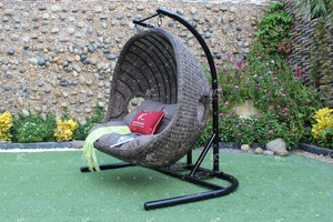 Columpio de mimbre sintético moderno, muebles de jardín, hamaca - Product Image 4