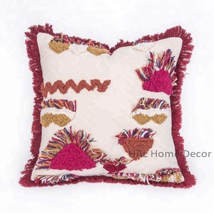 Vente en gros de coussin tufté indien personnalisé Coussin décoratif pour la maison Housse de coussin personnalisée - Product Image 4
