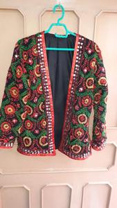 Veste bohème chic pour femme brodée à la main Phulkari Work Vintage Chic Lines Cotton Filled for Outdoor Winter Use Handmade for - Product Image 3