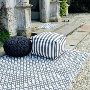 Waterproof Outdoor <b>Rugs</b> Made of Plastic - Product Image 1