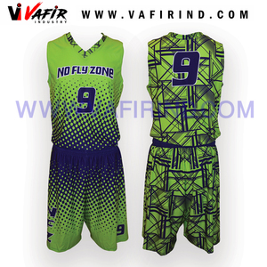 Uniformes de drapeau de la jeunesse du football américain au Pakistan Ensembles respirants pour les joueurs de football - Product Image 6