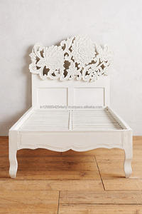 Lit double en chêne massif avec tête de lit sculptée haute, design de sculpture indienne dans un style antique, panneau en bois, meubles de maison, style Maharaja - Product Image 5