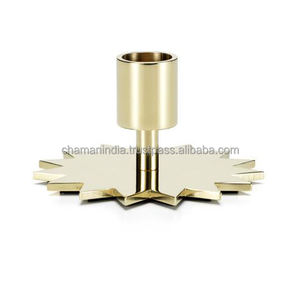 Candelabros de latón Star - Product Image 1