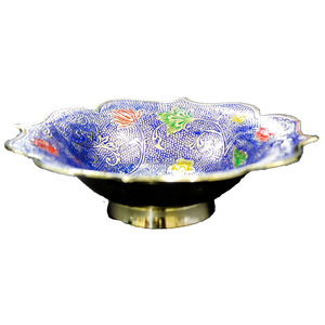Bol artisanal en laiton Design unique avec bol fini de couleur bleue Présentoir de décor de table Plateau de fruits créatif - Product Image 2