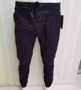 Joggers tendance de haute qualité pour adultes – Design masculin à la mode – Vêtements d'hiver en coton – Surplus de vêtements bangladais exportables de marque - Product Image 2