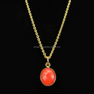 Colgante Ovalado de Coral Rojo al por Mayor con Bisel de Aleación Chapado en Oro de 18k y Cadena, Ligero, para Mujer, Aniversario - Product Image 3