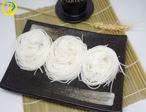 Nouilles fabriquées à la farine de riz, 2019, aliments naturels - Product Image 1