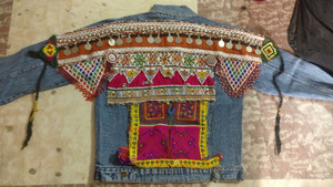 Veste indienne moderne de style bohème, broderie estivale, veste banjara, veste vintage faite à la main avec des perles, veste tribale légère - Product Image 3