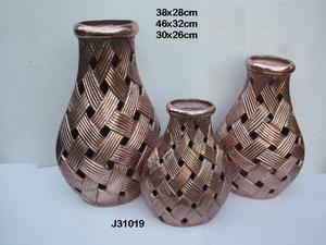 Florero de aluminio fundido de Venta caliente Estilo de tejido de bambú en acabado de cobre Florero de mesa moderno Jarrones decorativos de metal - Product Image 2