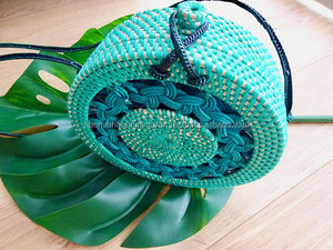 Sac à main rond spécial rotin avec corde en plastique azur - Product Image 5