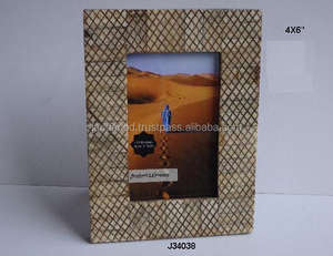 Cadre photo en fer fait main à finition antique incrustation d'os de taille personnalisée avec des motifs carrés incurvés disponibles dans toutes les tailles - Product Image 2