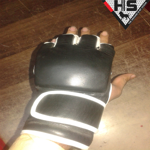 Guantes de boxeo profesionales personalizados baratos de fábrica Venta caliente Logotipo de personalización de fábrica de China producido en un chino negro rojo azul - Product Image 5