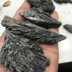 Piedra Preciosa de Cianita Negra Natural en Bruto - Product Image 2