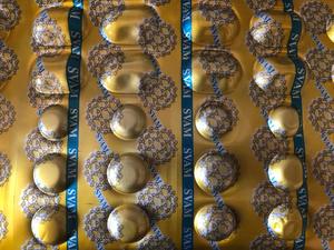 Película metalizada de PVC Película PET metalizada Laminación térmica PET metalizado en oro - Product Image 3