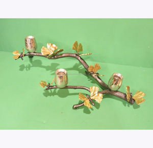 Dernier modèle 2024 Bougeoir en laiton Nouveau design Décoration de table pour la maison Noël Mariage Design papillon doré Fait à la main SHAH - Product Image 5