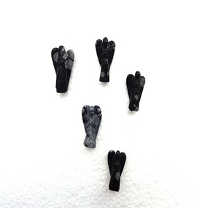 Pierre précieuse 1 pouce Ange sculpté avec cristal Flocon de neige Obsidienne Pierre précieuse semi-précieuse naturelle Artisanat pour la guérison à vendre - Product Image 1