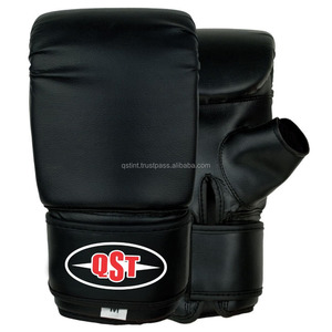 Bolsa de práctica de lucha de combate de PVC profesional de 8oz 100% guantes de perforación de cuero de vaca para entrenamiento de boxeo disponibles en tamaños - Product Image 1