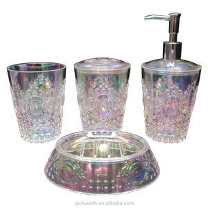 Juego de baño de acrílico Rainbow Lustre - Product Image 1