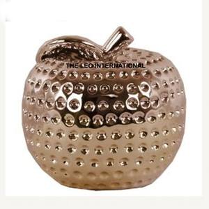 Sculpture moderne en forme de pomme en aluminium Vente à chaud Sculpture décorative à la mode pour la maison et le bureau d'occasion - Product Image 1