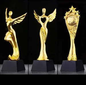自定义标志 3d 树脂聚独特的麦克风明星天使翅膀设计奥斯卡奖杯与黑色水晶运动竞赛奖