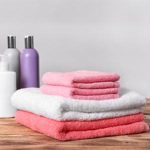 Serviette de bain en coton de haute qualité pour les filles utilisent un logo personnalisé et une serviette de conception Serviettes de sport de golf d'Inde - Product Image 1