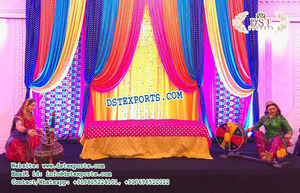 Decoración de escenario con tema de pueblo Punjabi, estatuas de fibra de entrada de boda, decoración de escenario Mehndi con estatuas de fibra - Product Image 5