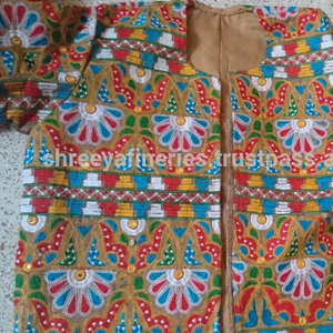 Veste brodée de 42 couleurs, tenue ethnique Boho, gitane, de Festival - Product Image 1