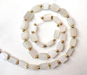 Top Quality 1 Strand Natural 26 Piece White Moonstone Untreated Rough Top Drilled Raw Beads Making Jewelry - Product Image 4