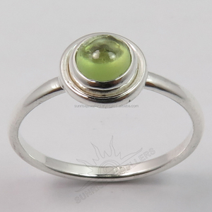 Bagues de péridot originales faites à la main en argent sterling 925 Conception de pierres précieuses uniques Bijoux en argent Bagues en argent fin en vrac en gros - Product Image 2