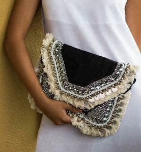 กระเป๋าสะพายไหล่ผ้าปอกระเจาของผู้หญิงเป็นมิตรกับสิ่งแวดล้อมลายตัวอักษรหรูหรากระเป๋าคลัทช์ใส่เหรียญสำหรับงานเลี้ยงตอนเย็นช้อปปิ้ง - Product Image 3