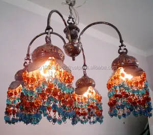 Lustre de plafond BR232 de style antique, LED à économie d'énergie, à intensité variable, 4 abat-jour/bras, design traditionnel en laiton perlé, éclairage en cuivre - Product Image 1