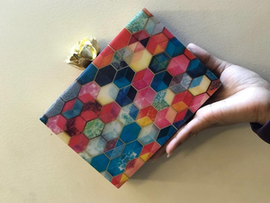 AALIYAN IMPEX-Bolso de mano elegante de resina para mujer, Diseño Artesanal, el mejor regalo nupcial con estilo de moda de bajo costo - Product Image 5