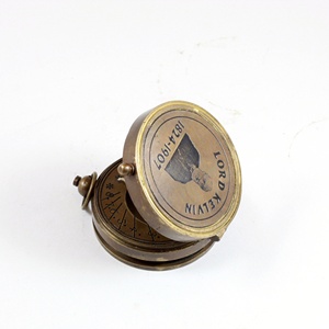 Brújula de Latón con Acabado Antiguo Vintage, Logotipo Personalizado de Sir Lord Kelvin, Rosca de 2 Pulgadas, con Estuche de Cuero - Product Image 4