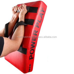 PRO PUNCH & BODY SHIELD BOXING / Bouclier de frappe incurvé pour le kickboxing, le Muay Thai, le MMA, l'entraînement, le kick, le punch, le tir, le bouclier thaïlandais - Product Image 1